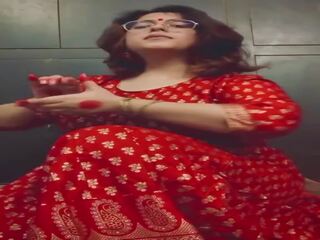 Vasundhara Dhar Hot Bengali Model Instagram Video: Porn a4