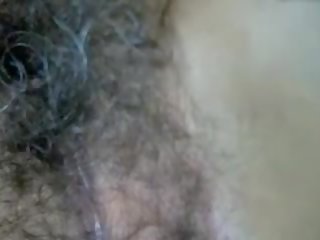 Hairy pusse an mature lady